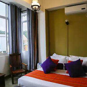 Hotel Dumbara Peak 