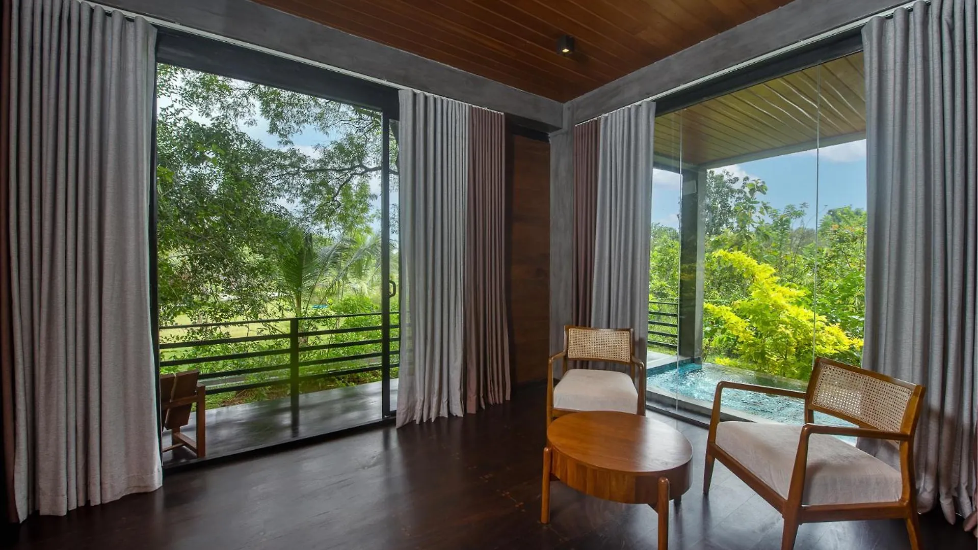 Atha Resort Sigiriya 5*,